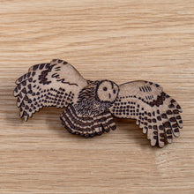 Load image into Gallery viewer, Take Flight Owl wooden brooch in maple
