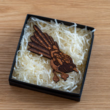 Load image into Gallery viewer, Take Flight Magpie wooden brooch in cherry
