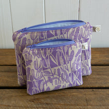 Load image into Gallery viewer, Screen printed small Lavender Purse
