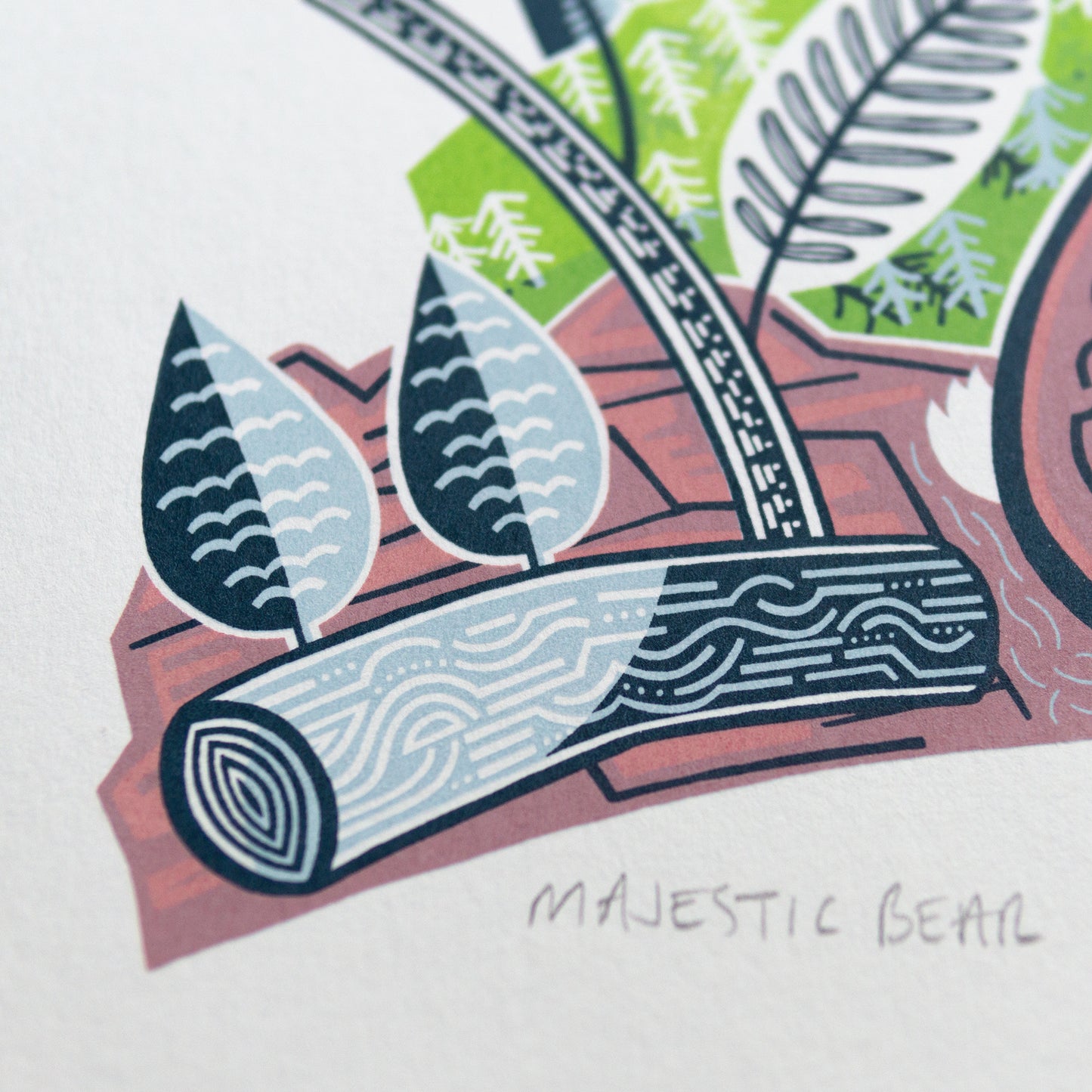 Handgezogener Siebdruck „Majestic Bear“. 